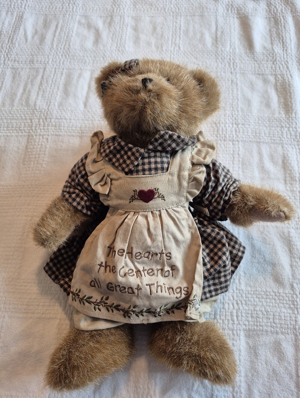 Boyds Bears Courtney Elizabeth Heartlee from Best Dressed Collection EUC 12"